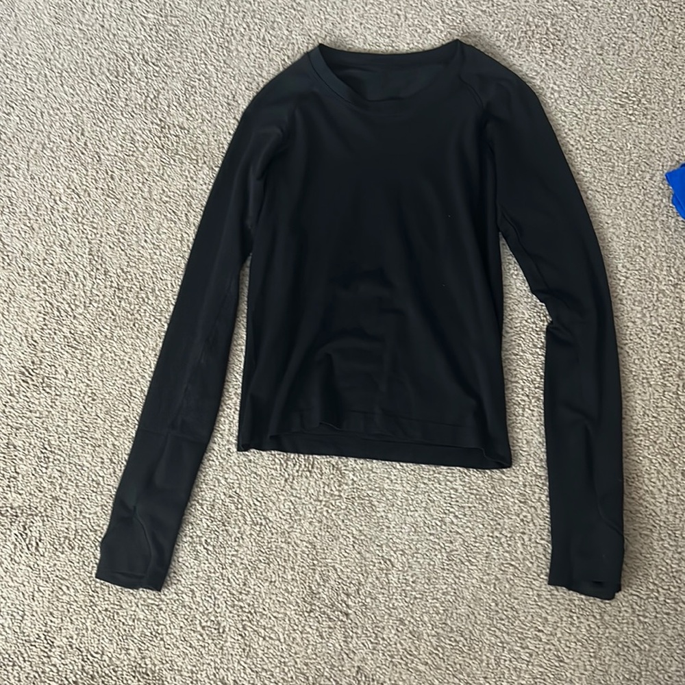Lululemon black long sleeve swiftly shirt